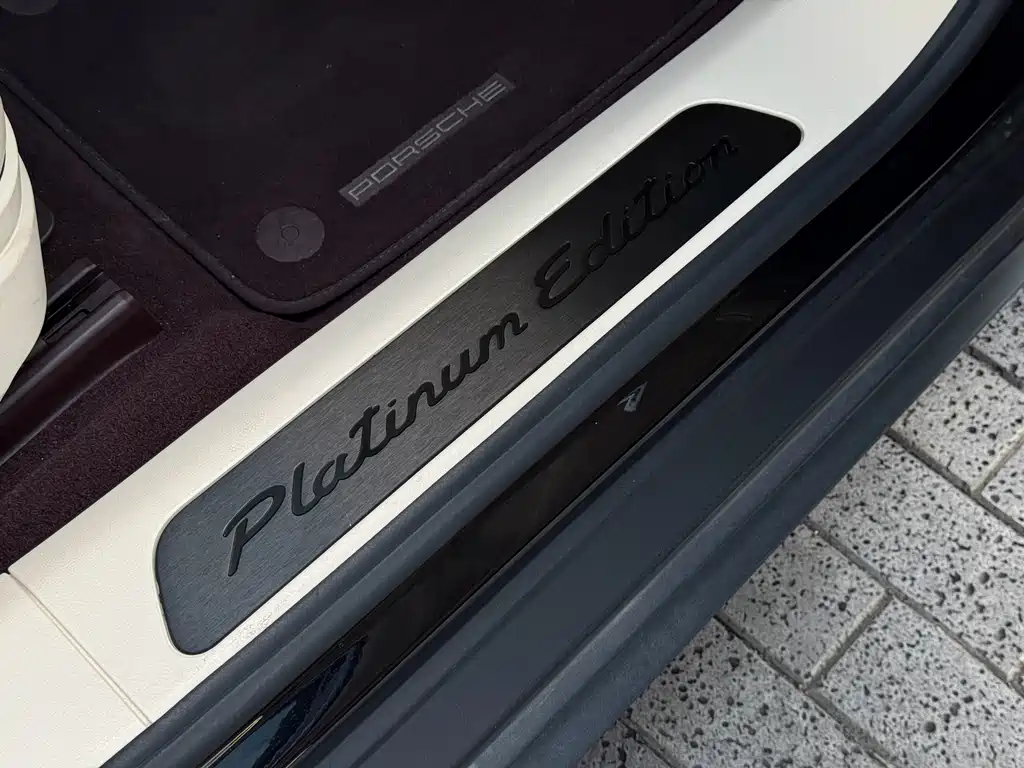 Porsche Panamera Hybrid — фото 23