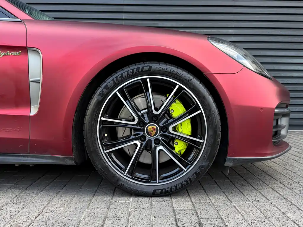 Porsche Panamera Hybrid — фото 6