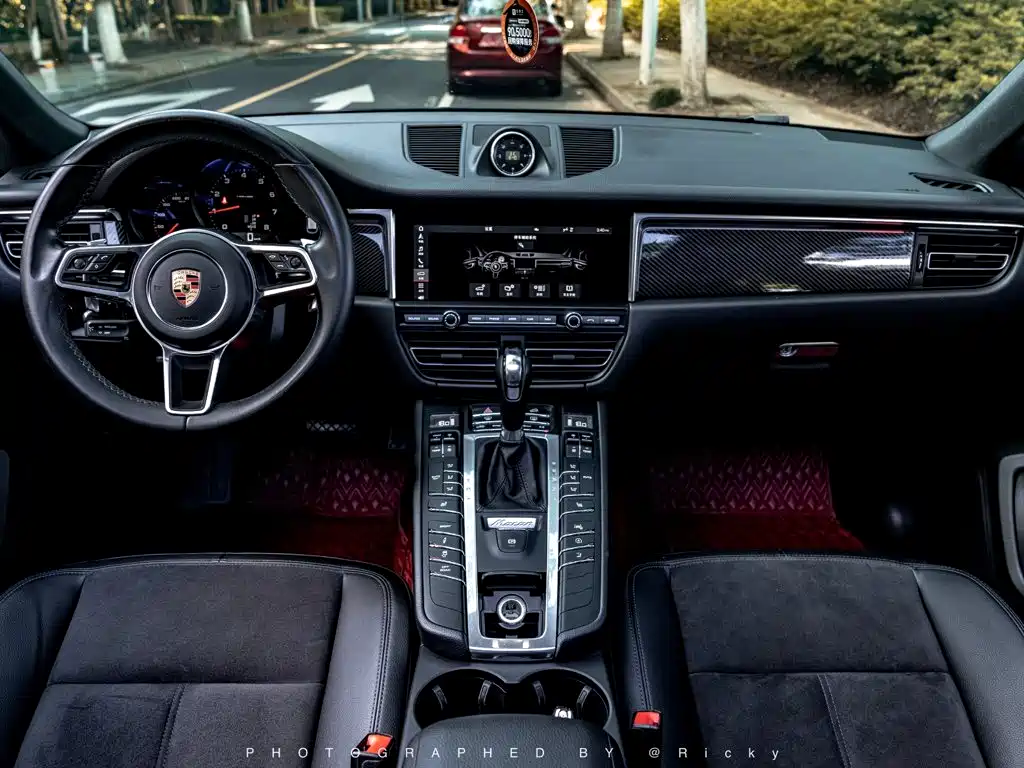 Porsche Macan — фото 3