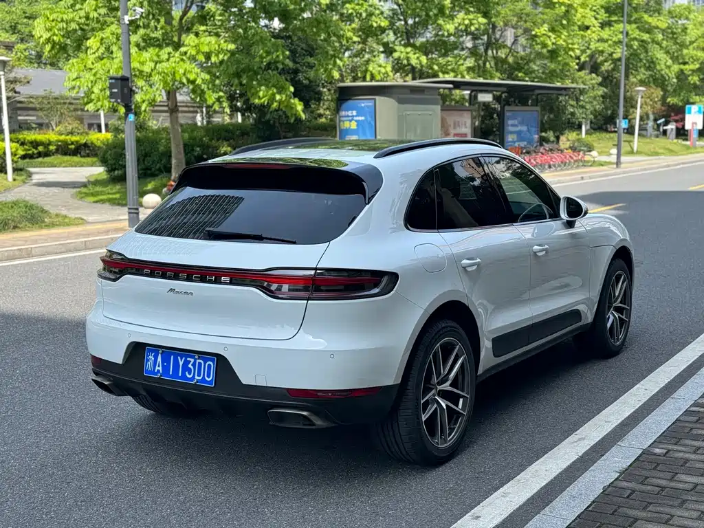 Porsche Macan — фото 3