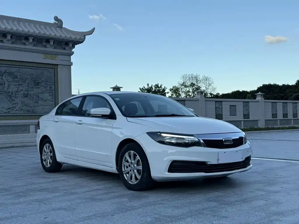 Qoros Qoros 3 — фото 3
