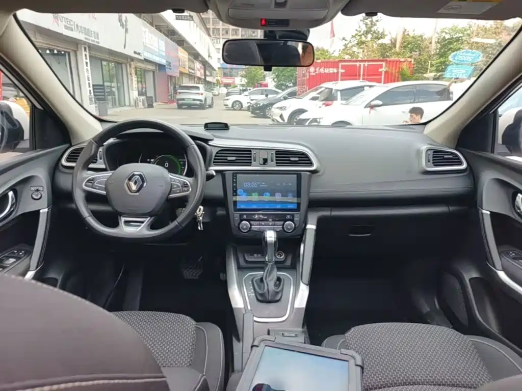 Renault Kadjar — фото 10