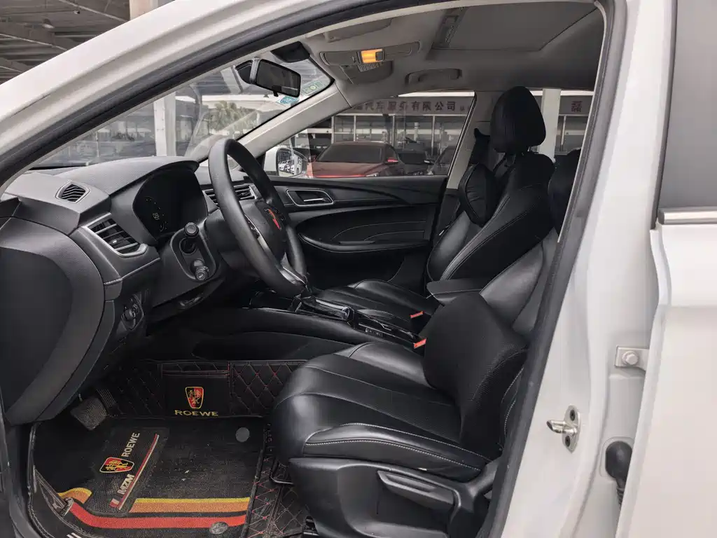 Roewe i5 — фото 9