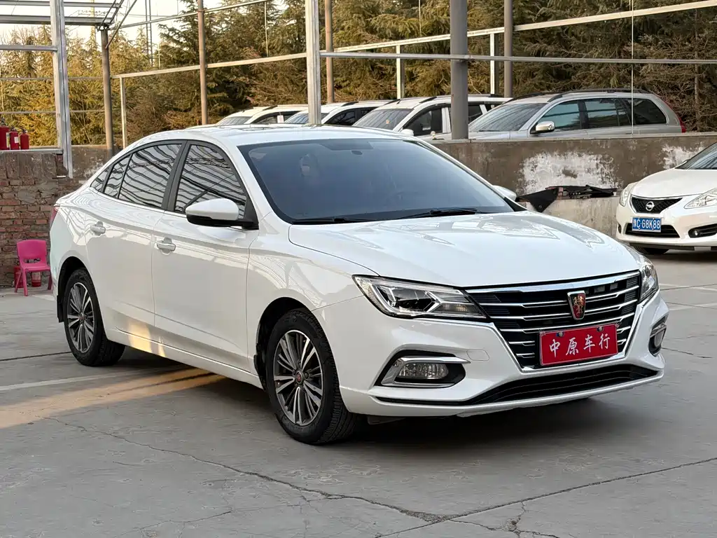 Roewe i5 — фото 3