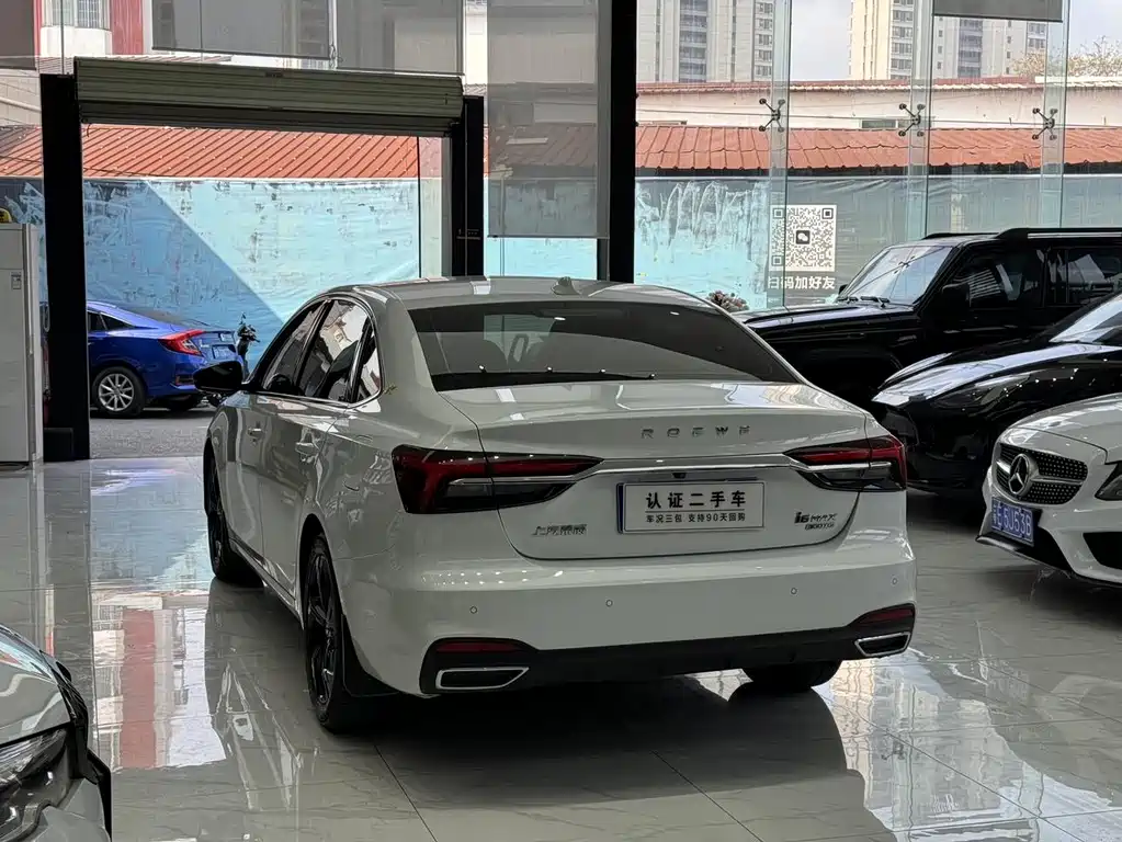 Roewe i6 MAX — фото 3