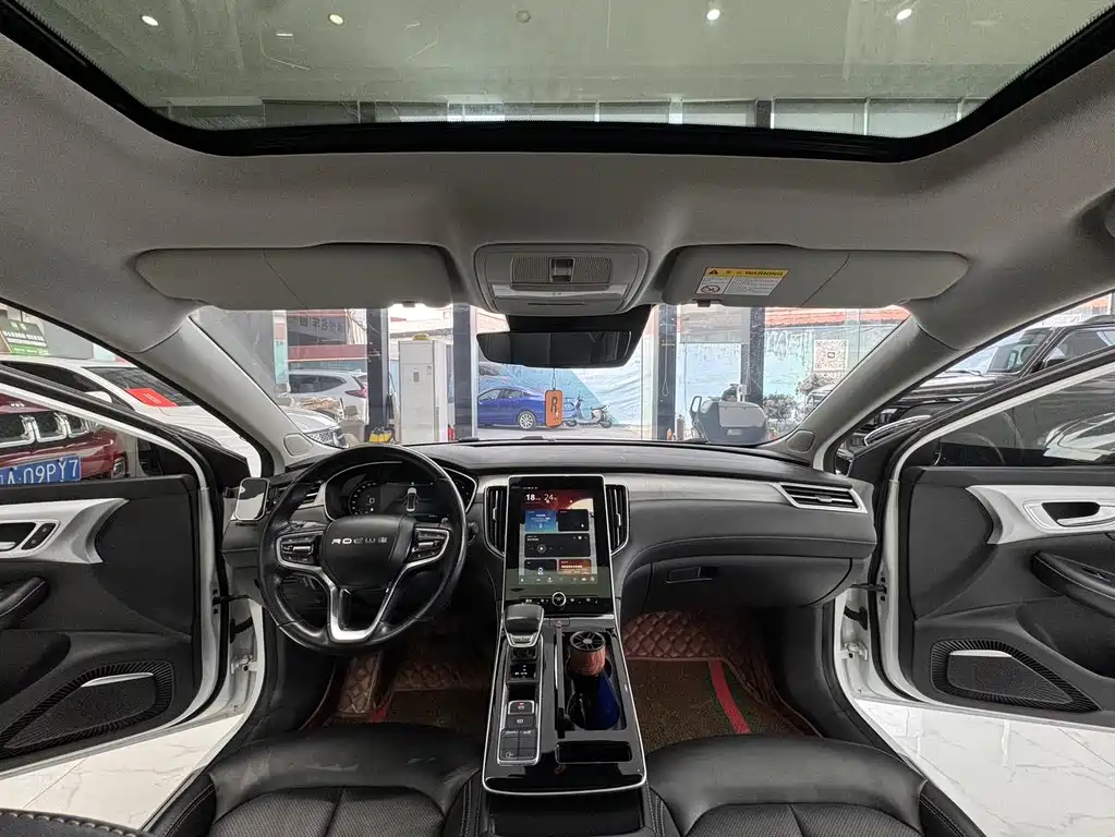 Roewe i6 MAX — фото 9