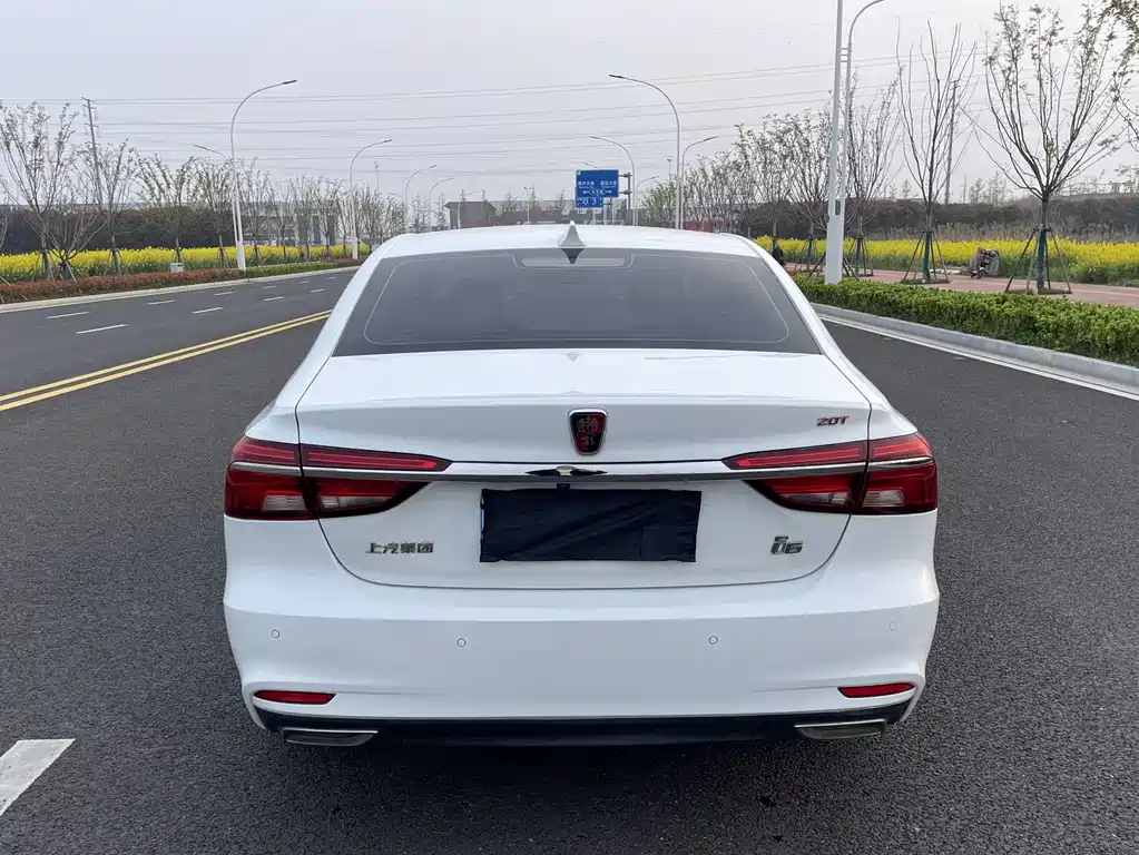 Roewe i6 Classic — фото 5