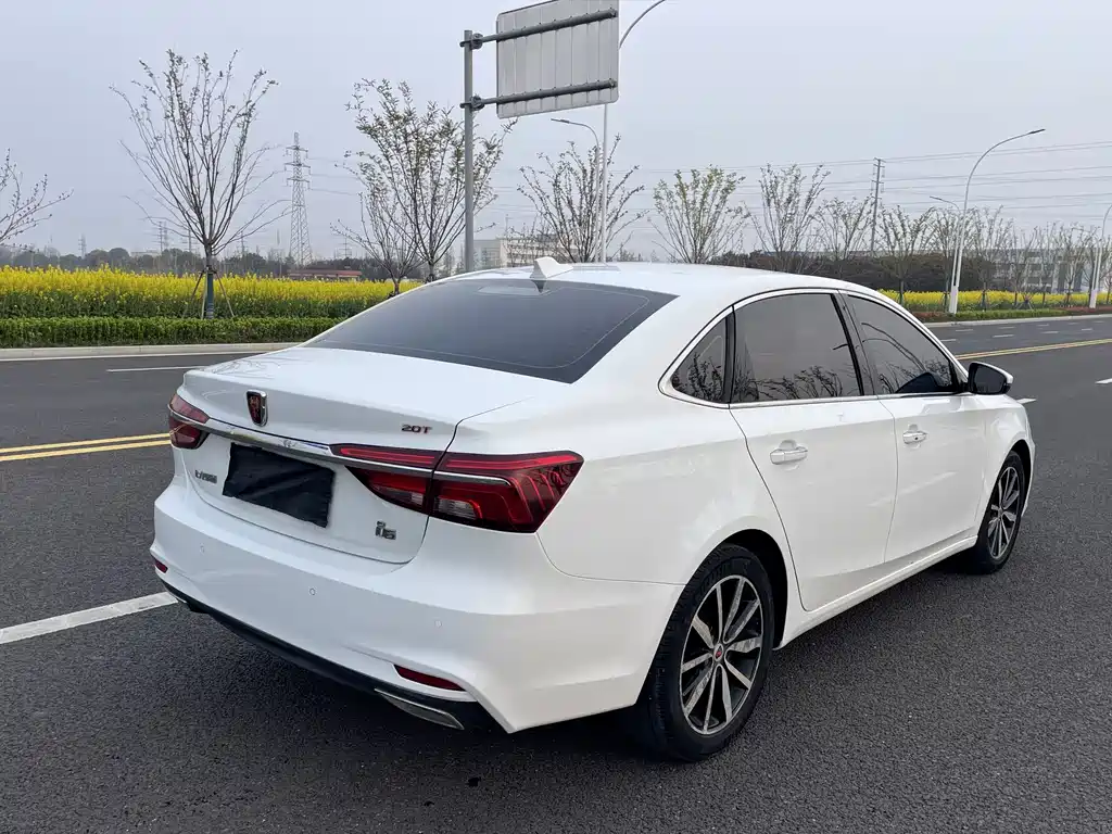 Roewe i6 Classic — фото 6