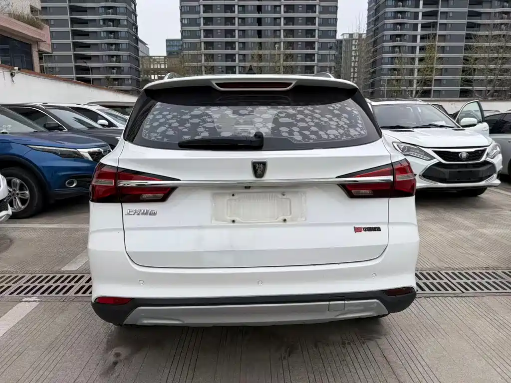 Roewe RX3 — фото 10
