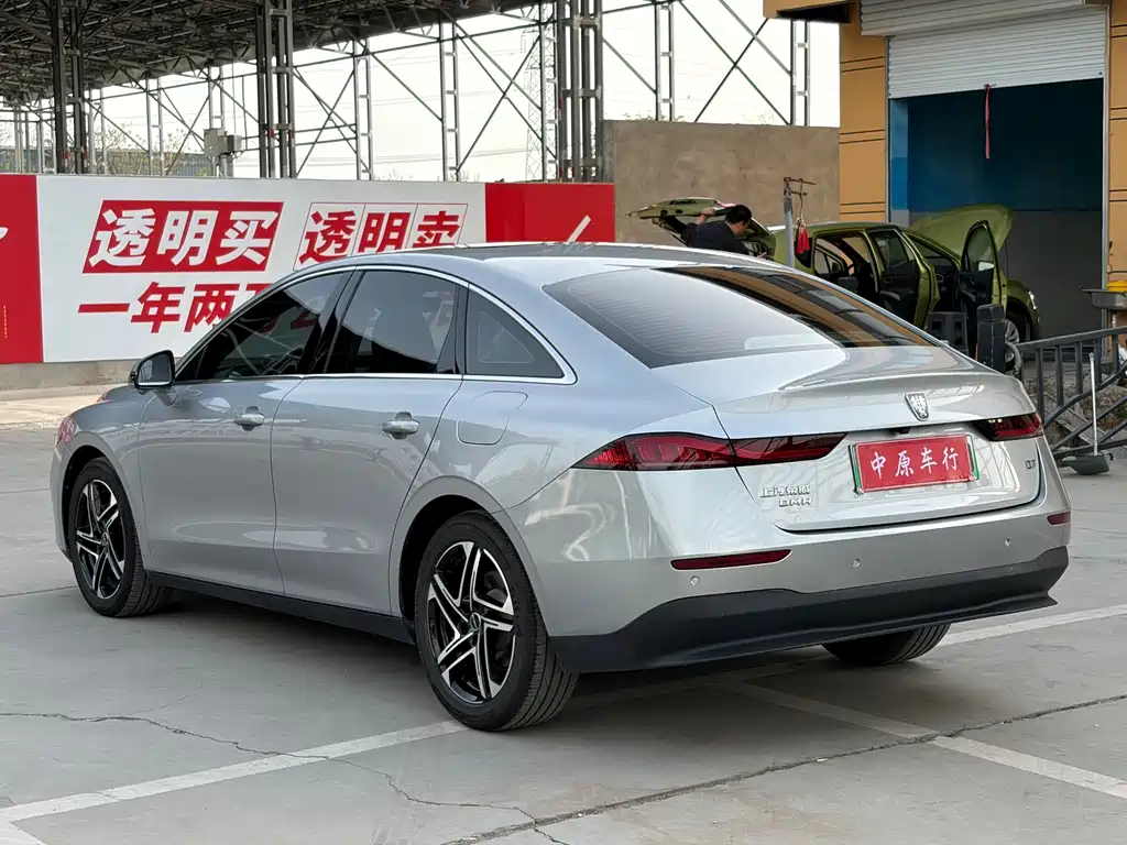 Roewe D7 — фото 18