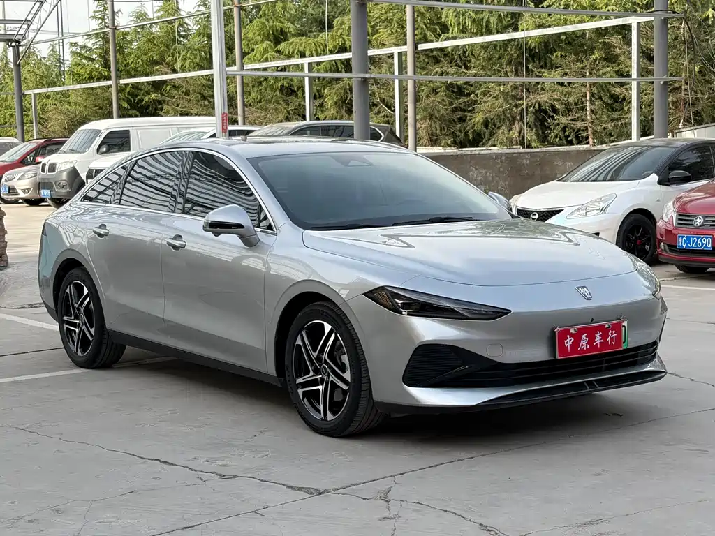 Roewe D7 — фото 3