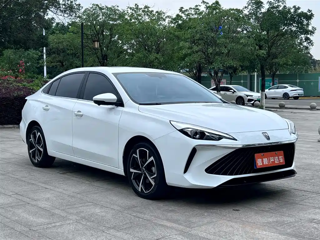 Roewe i5 — фото 2