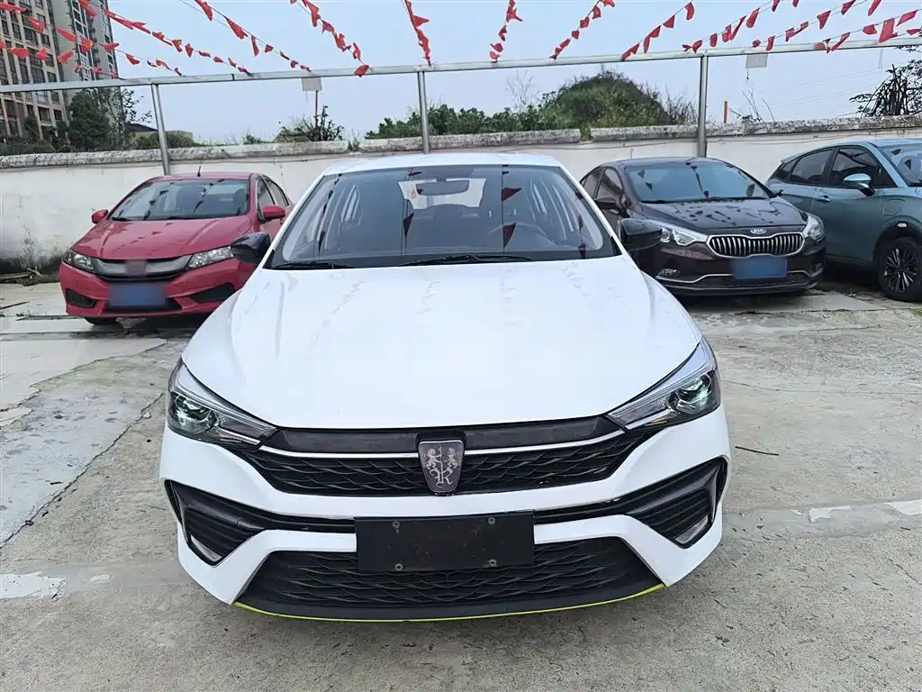 Roewe i5 — фото 3
