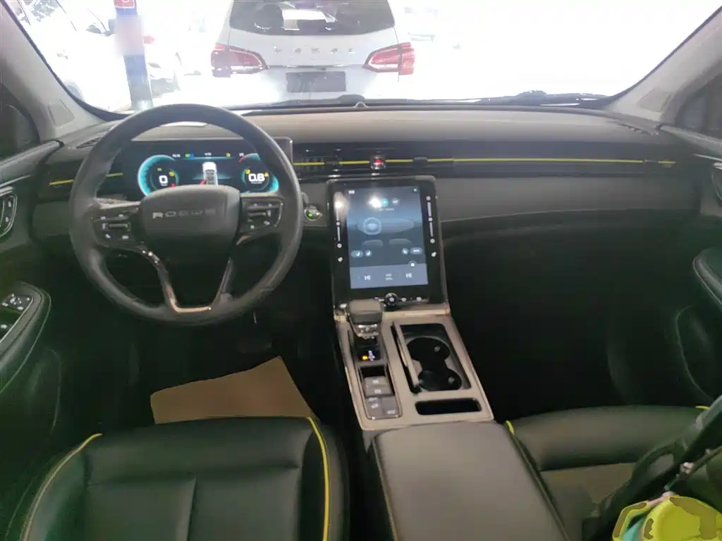Roewe RX5 — фото 10