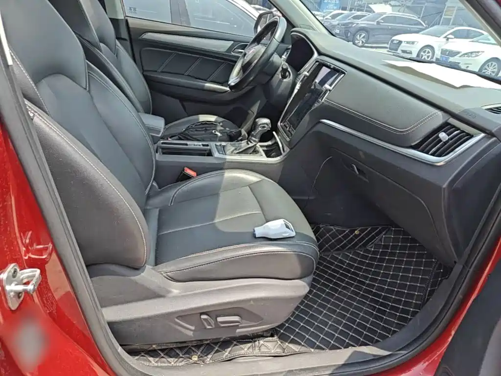 Roewe RX5 — фото 20