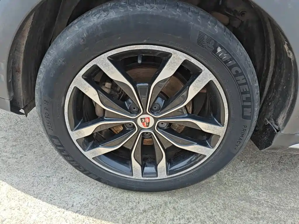 Roewe RX5 — фото 25
