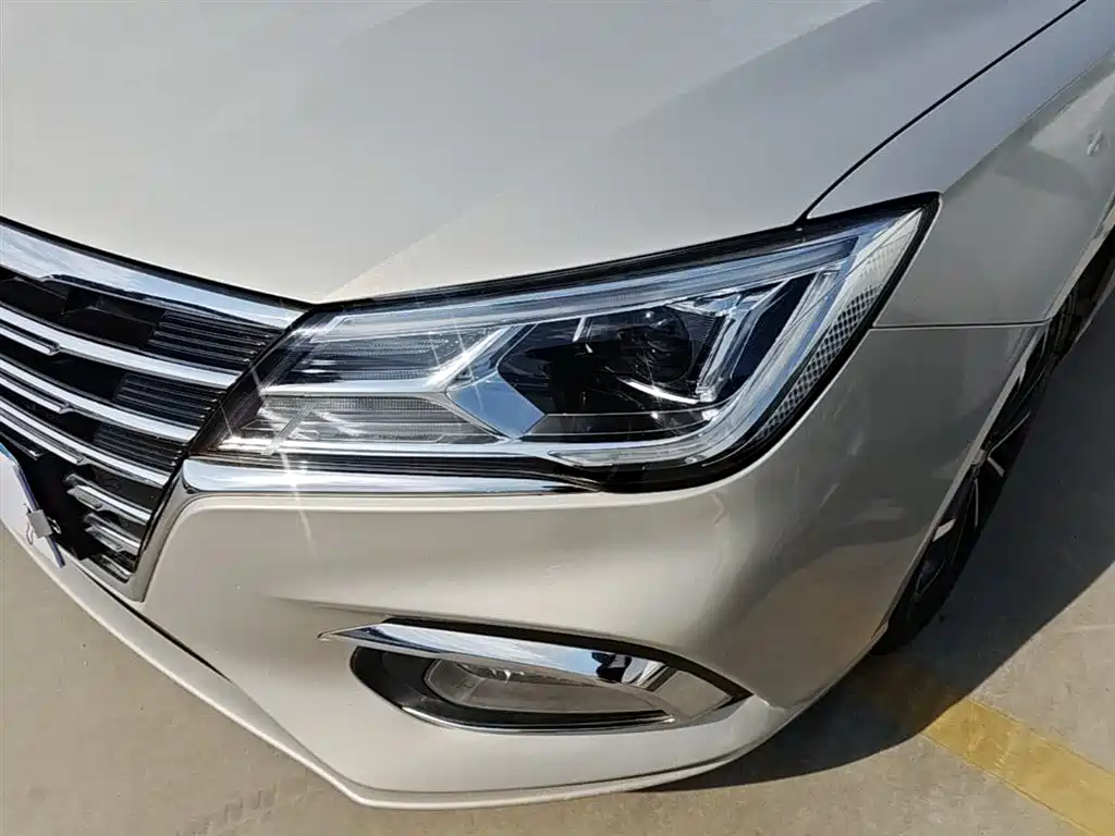 Roewe i5 — фото 24