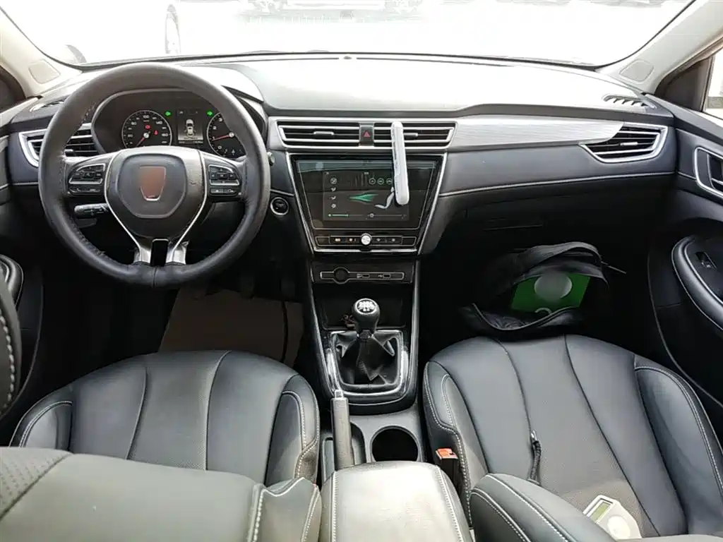 Roewe i5 — фото 10