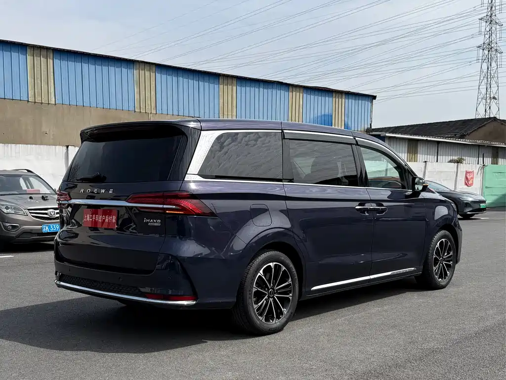 Roewe iMAX8 — фото 13