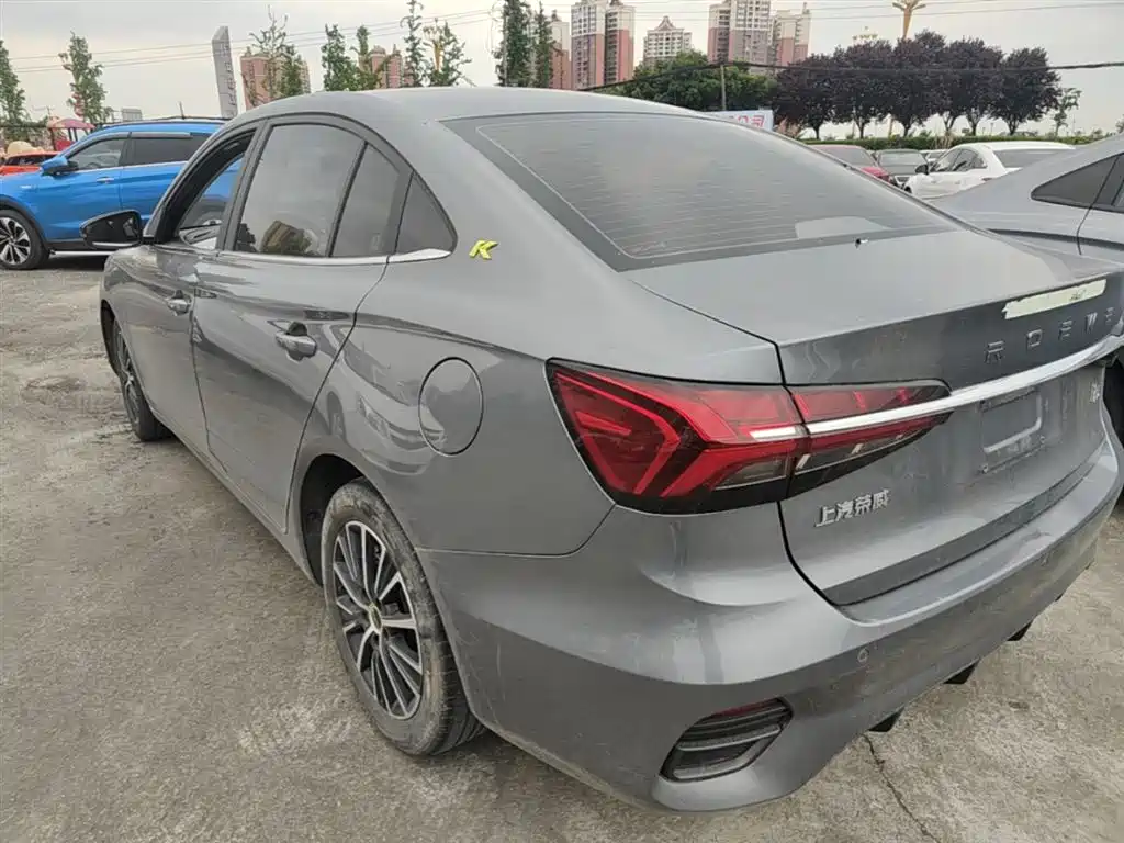 Roewe i5 — фото 5