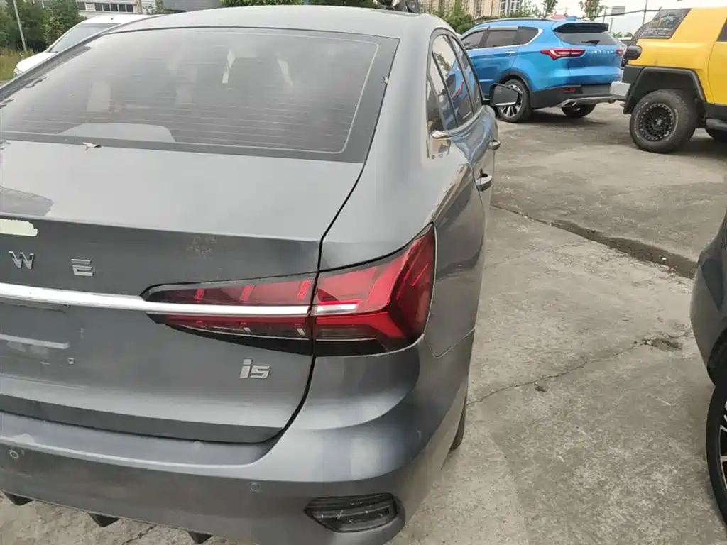 Roewe i5 — фото 8