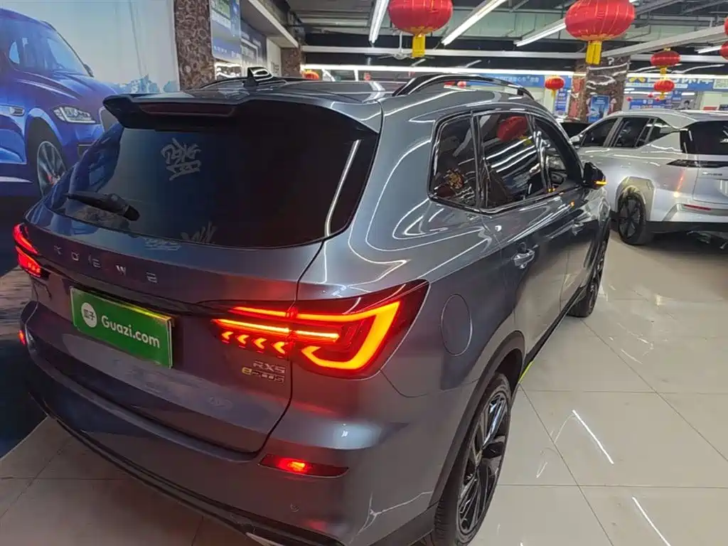 Roewe RX5 New Energy — фото 7