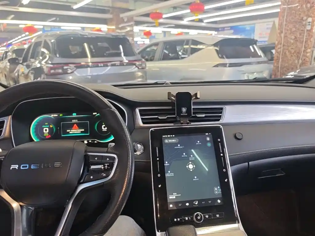 Roewe RX5 New Energy — фото 10