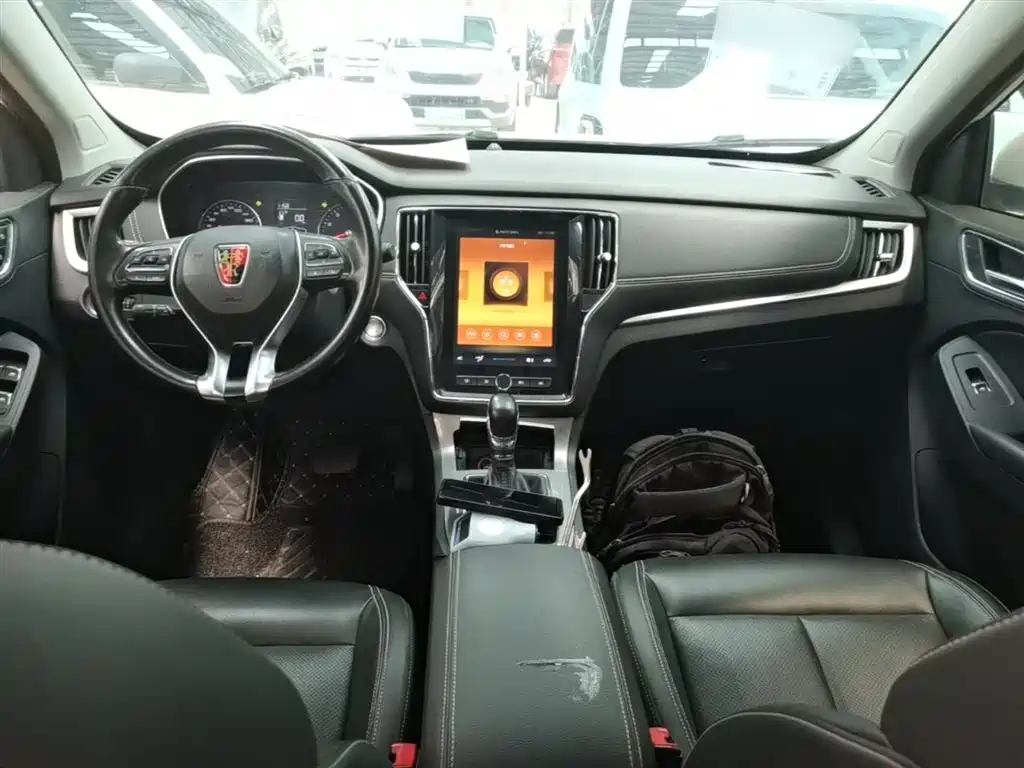 Roewe RX5 — фото 10