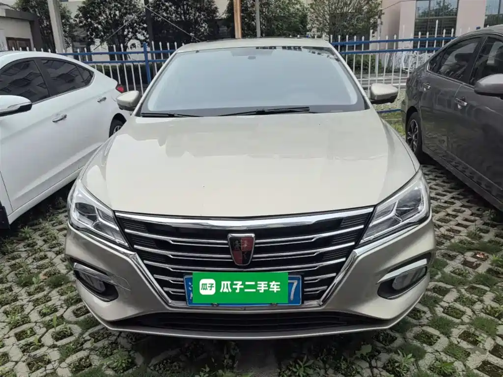 Roewe i5 — фото 3