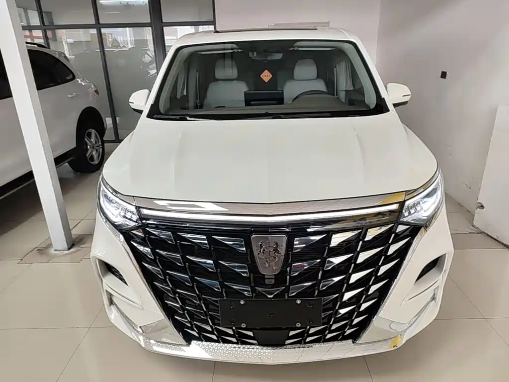 Roewe iMAX8 New Energy — фото 3