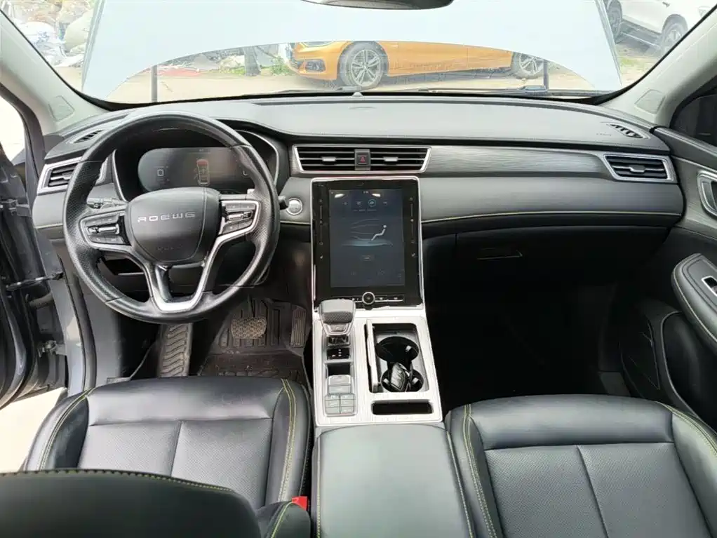 Roewe RX5 New Energy — фото 10