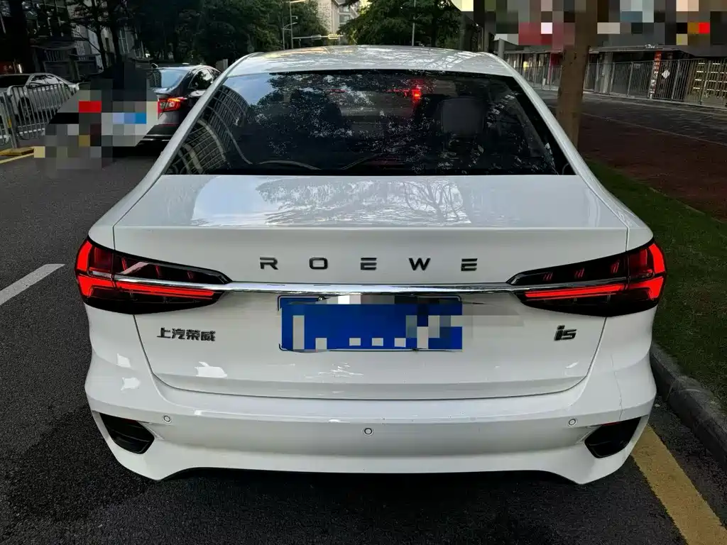 Roewe i5 — фото 3