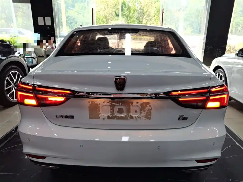 Roewe i6 Classic — фото 6