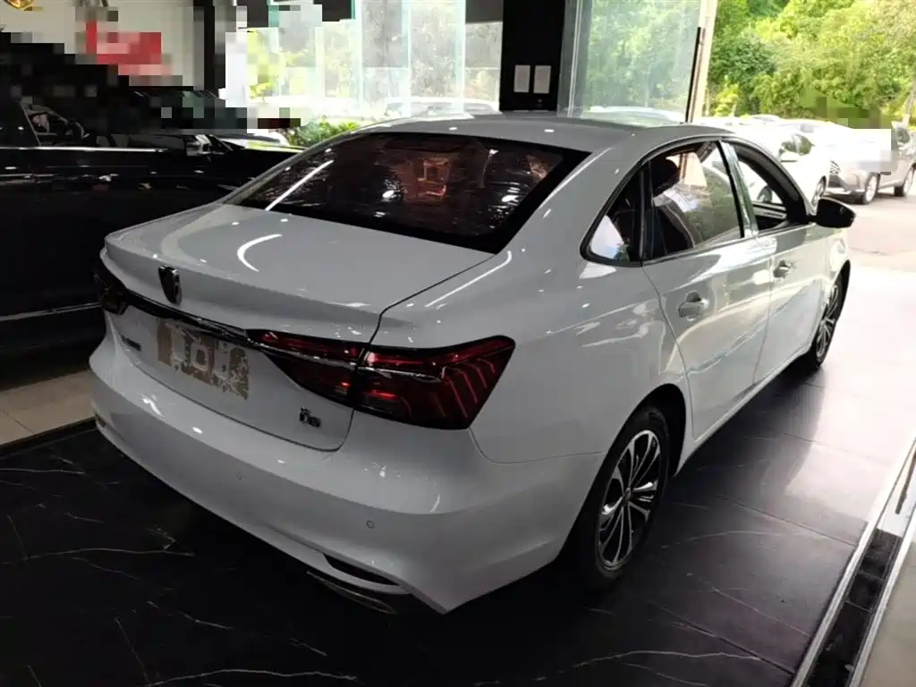 Roewe i6 Classic — фото 7