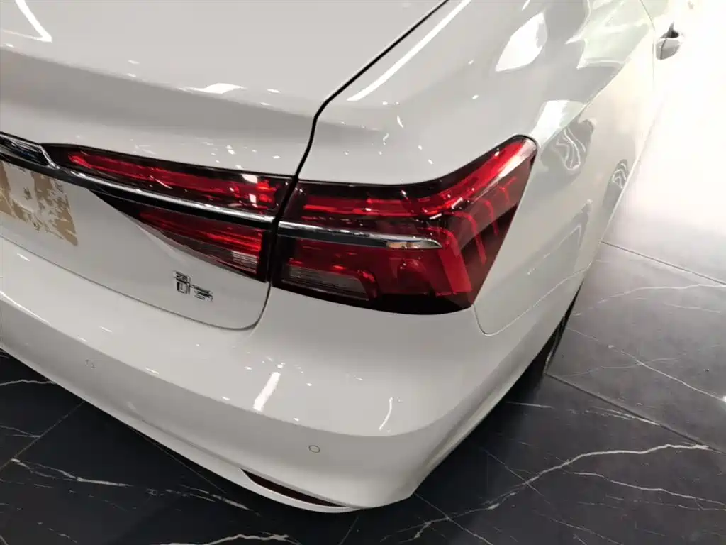 Roewe i6 Classic — фото 8