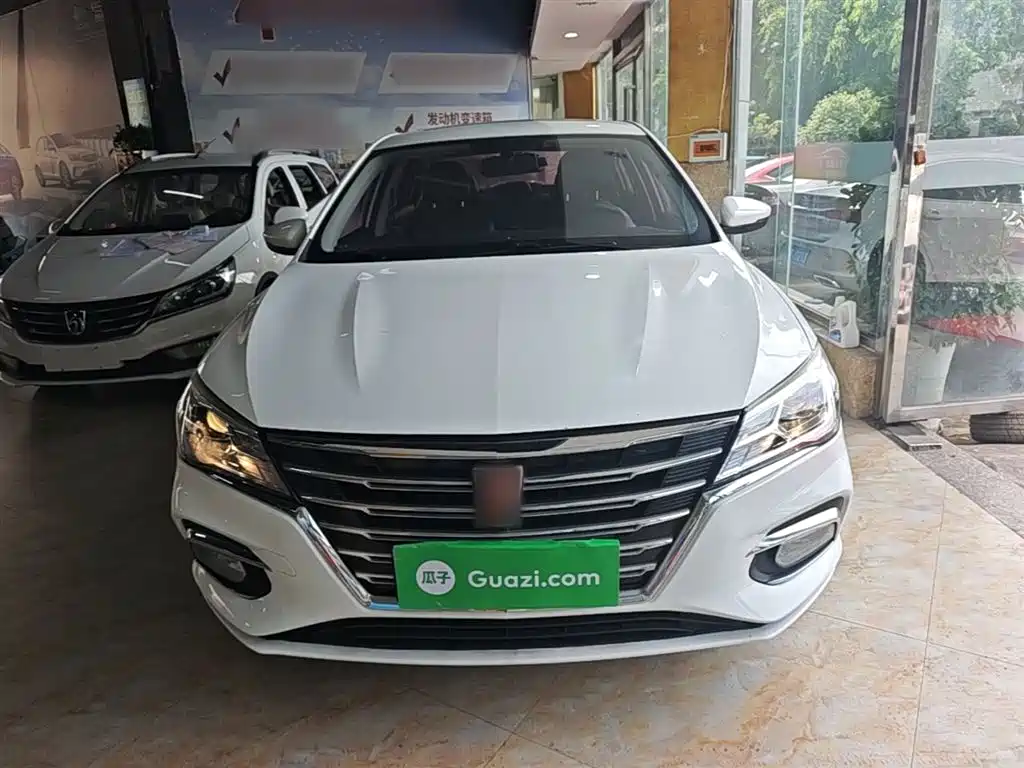 Roewe i5 — фото 3