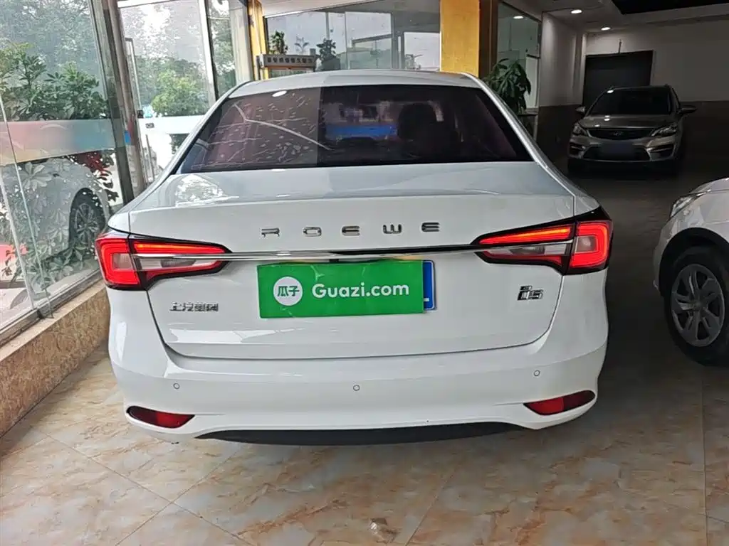 Roewe i5 — фото 6