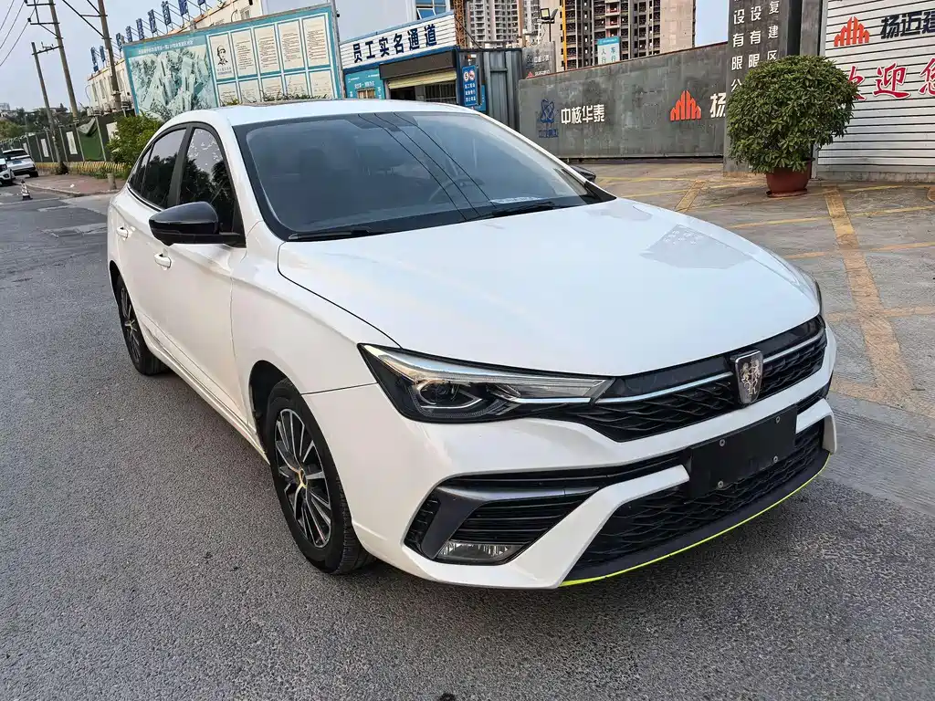 Roewe i5 — фото 3