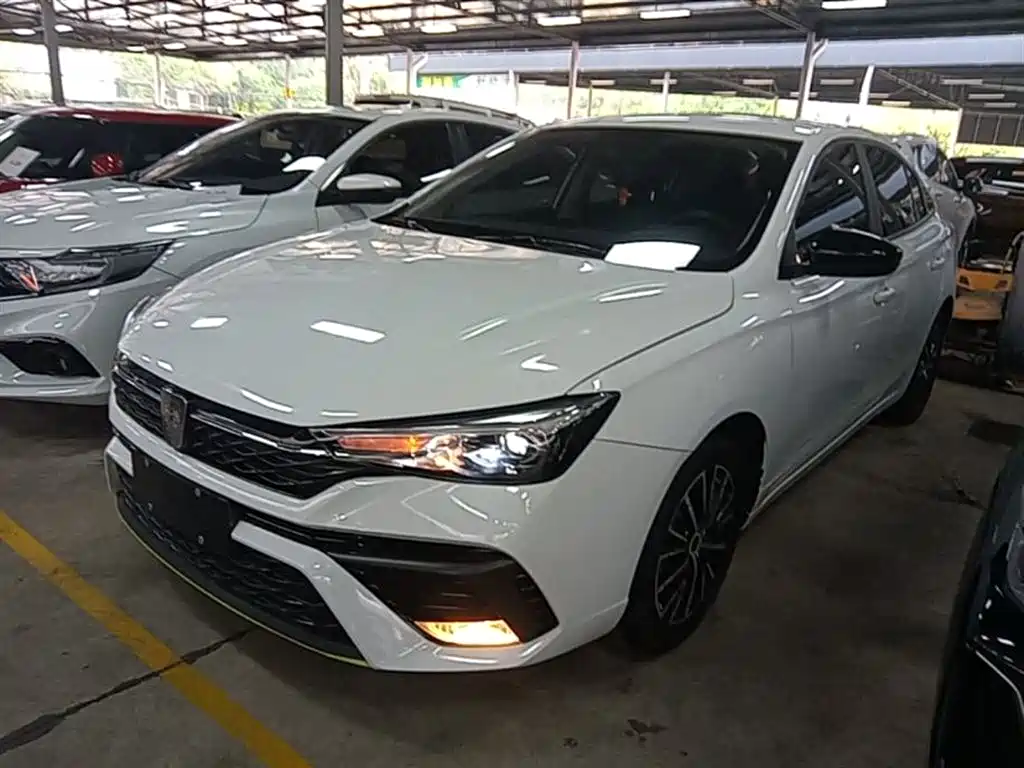 Roewe i5 — фото 2