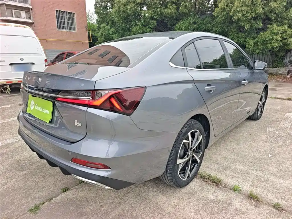 Roewe i5 — фото 7
