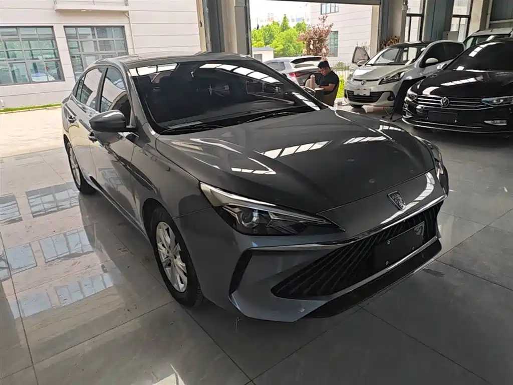 Roewe i5 — фото 4