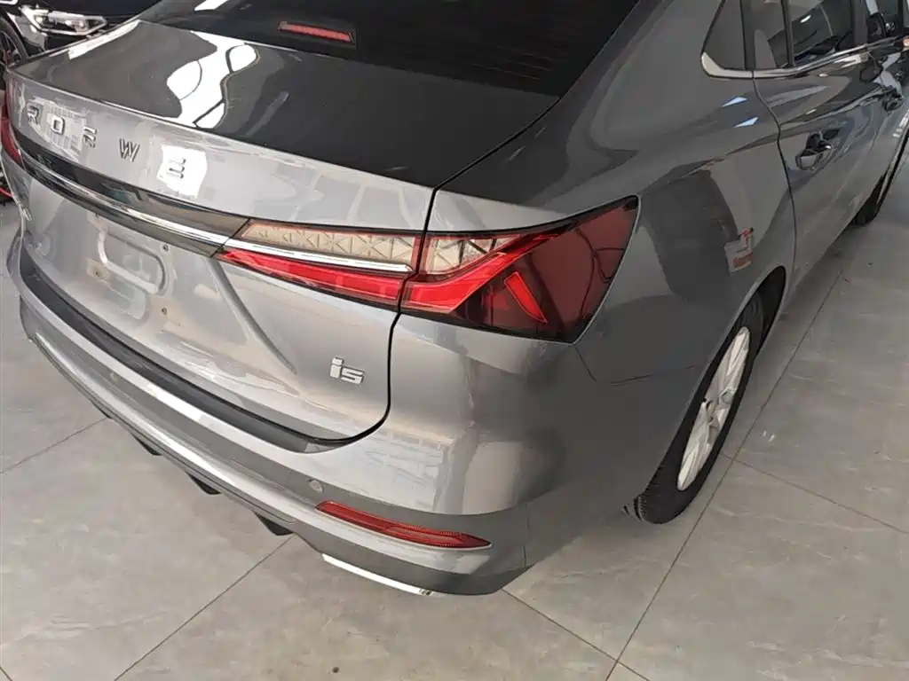 Roewe i5 — фото 8