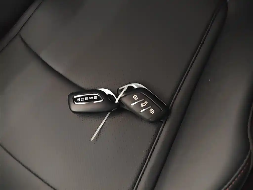 Roewe i5 — фото 9