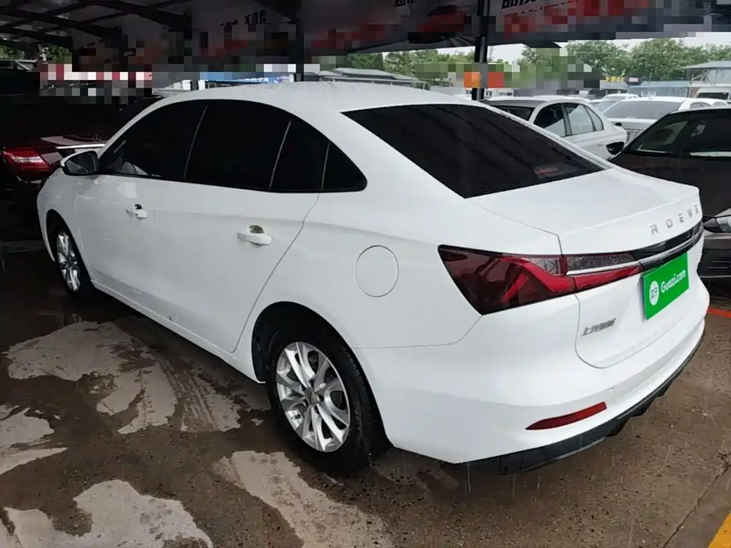 Roewe i5 — фото 5