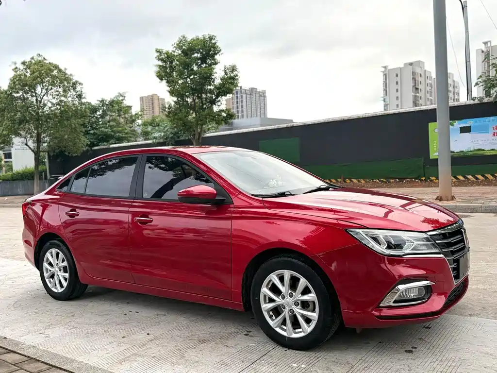 Roewe i5 — фото 3