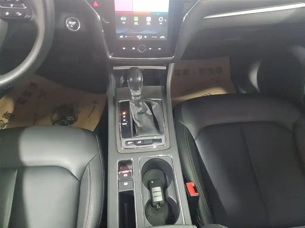 Roewe i6 Classic — фото 14