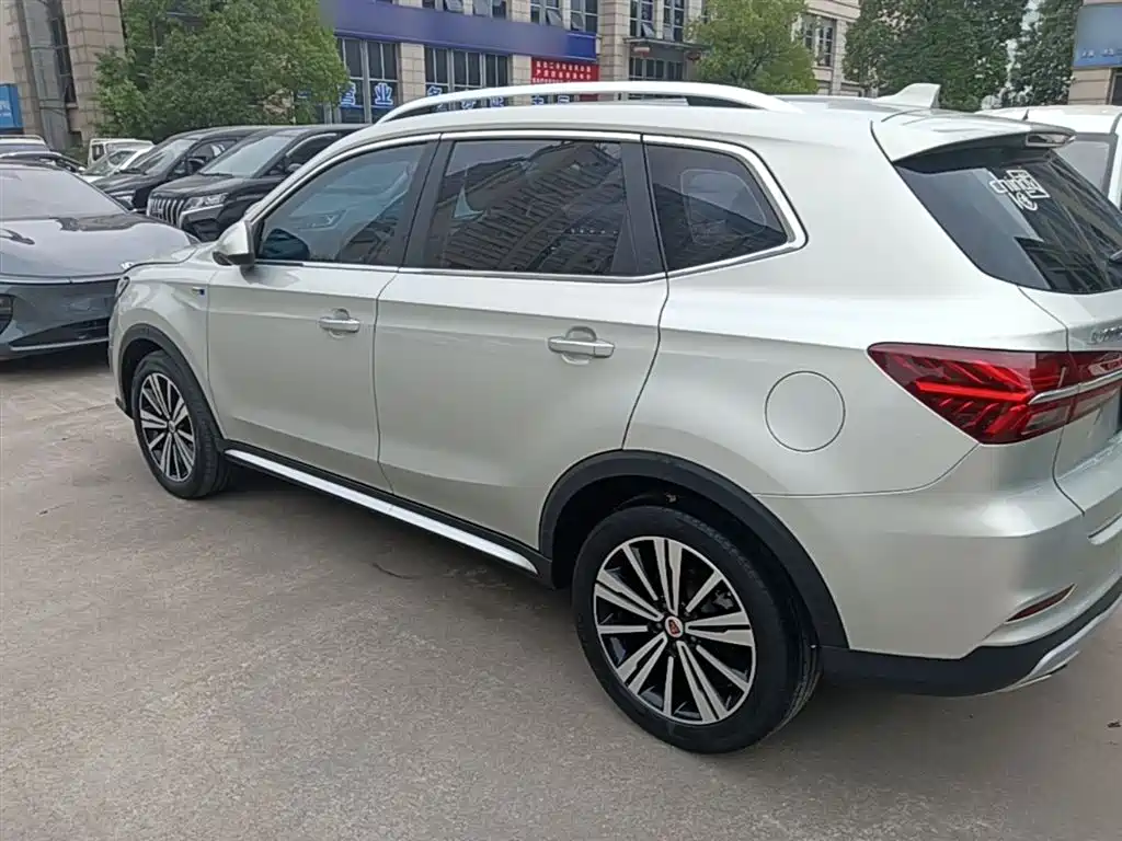 Roewe RX5 — фото 5