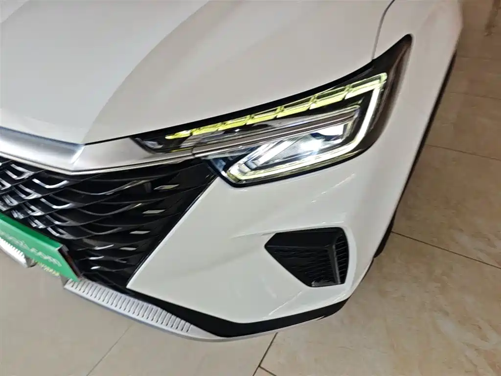 Roewe RX5 — фото 24