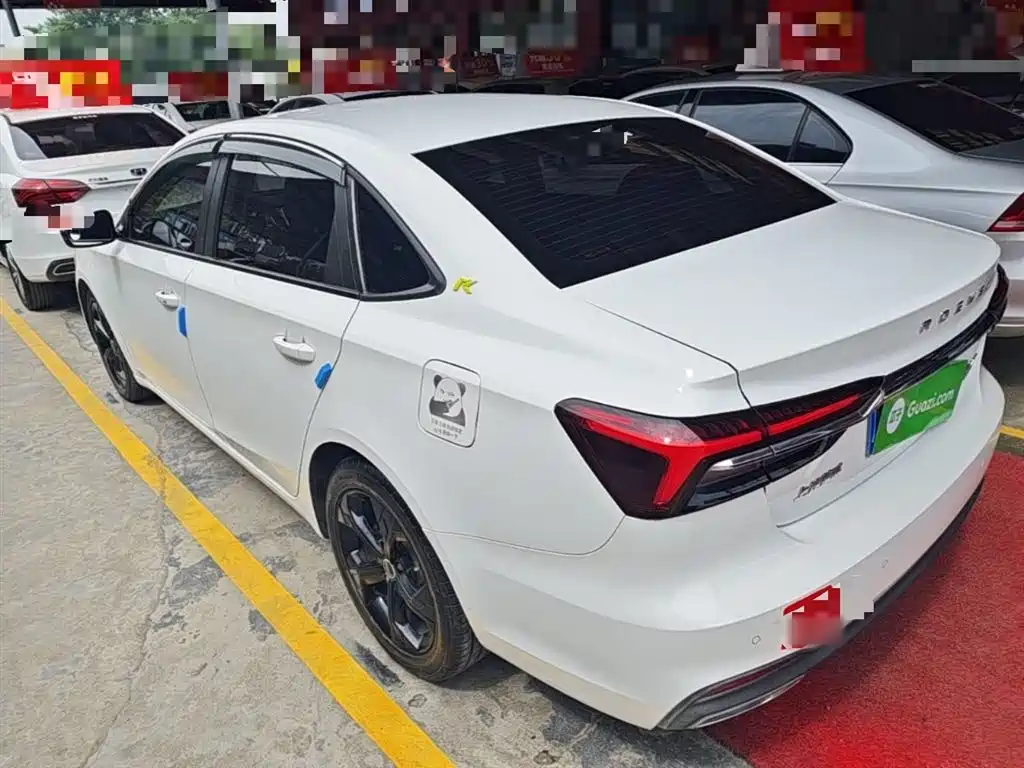 Roewe i6 MAX — фото 5