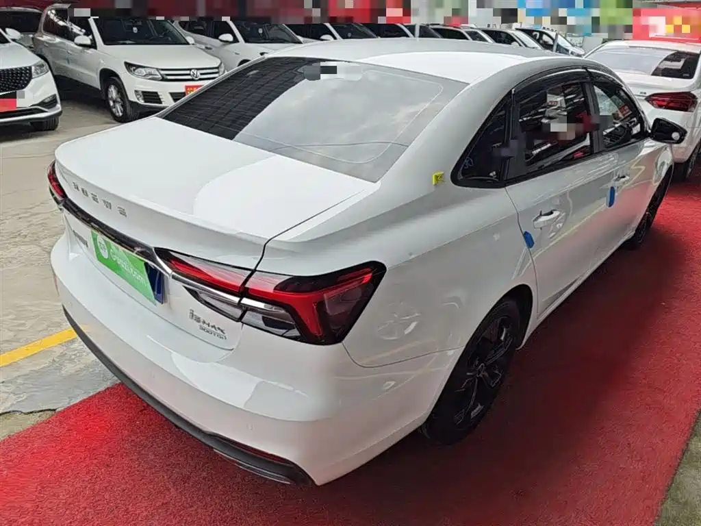 Roewe i6 MAX — фото 7